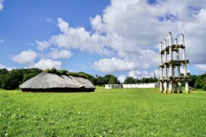 青森　世界文化遺産の三内丸山遺跡