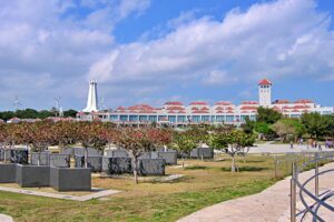 沖縄平和記念公園　平和祈念堂